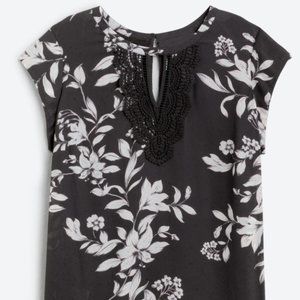 Quin Cap Sleeve Mixed Material Top